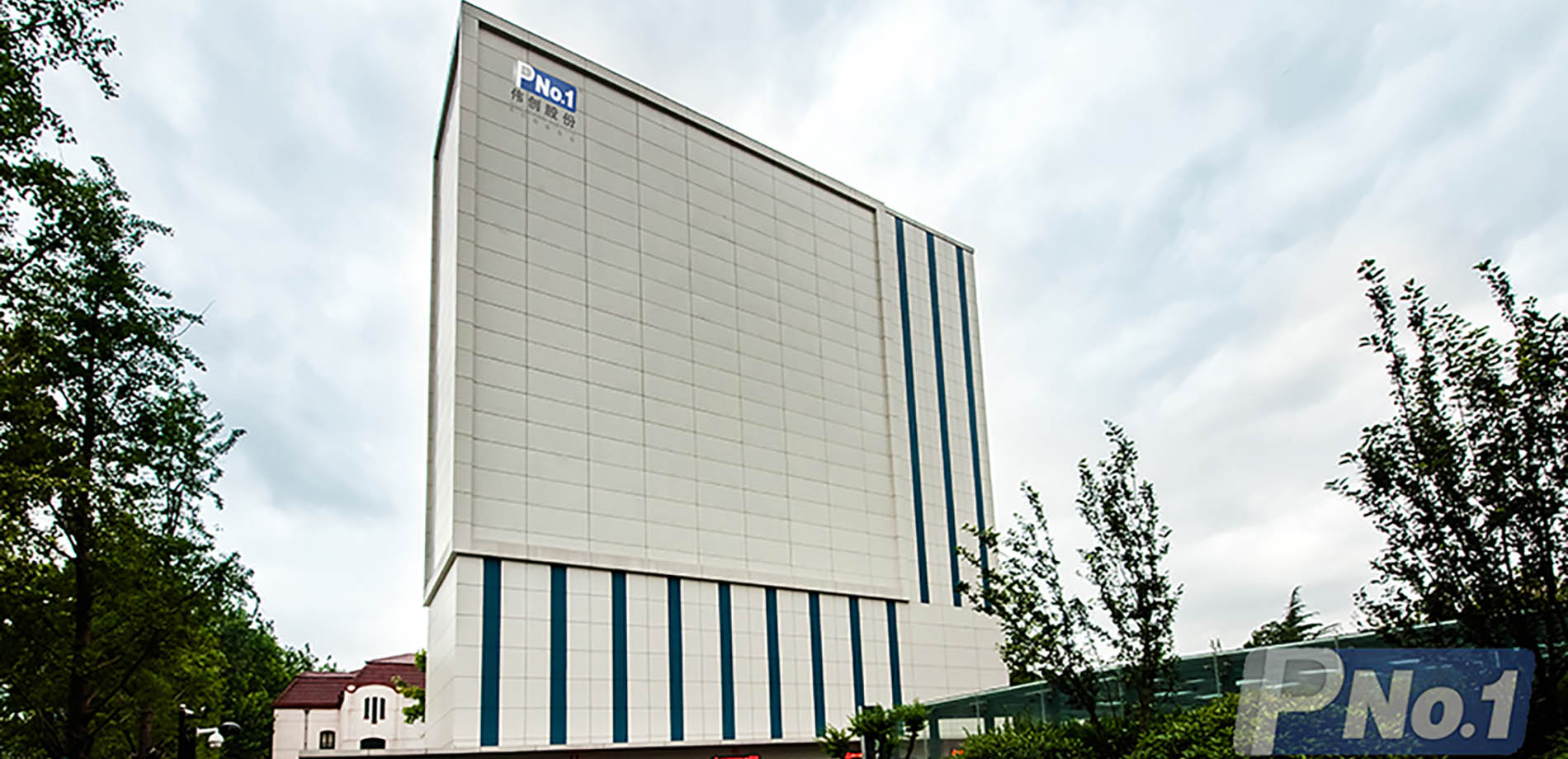 濟(jì)南市政務(wù)中心立體車庫